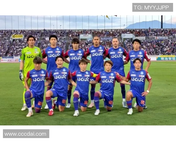 神户胜利船与大阪钢的激烈对决展现足球魅力与团队精神的巅峰较量